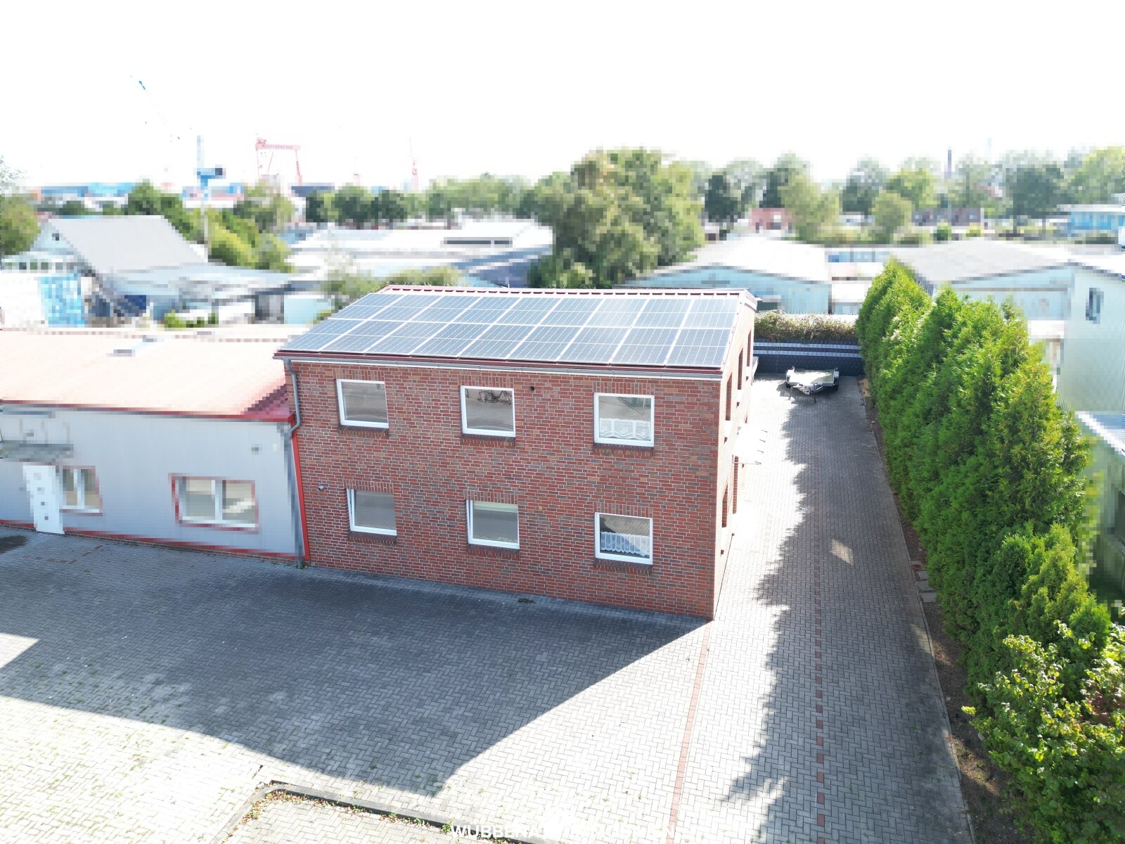 Bürohaus mit 8 Büros und komfortabler Parkplatzsituation
