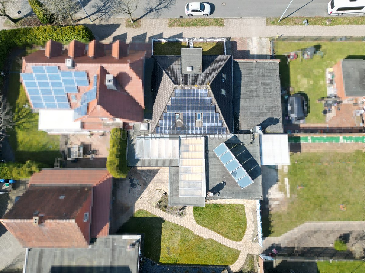 Einfamilienhaus mit Wintergarten und Garage in beliebter Wohnlage von Emden-Transvaal