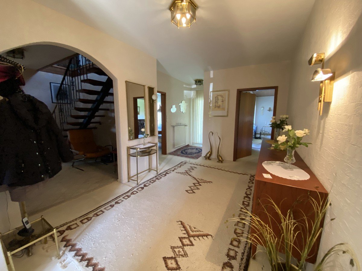 RESERVIERT! Großzügiger Bungalow mit erneuerter Heizung und idyllischem Garten in Hinte-Haskamp!