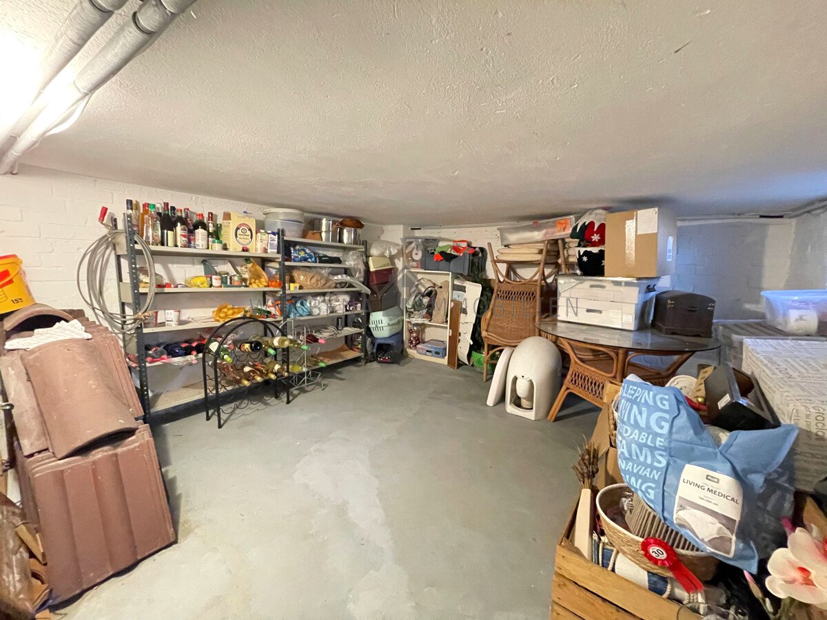 Charmantes Reihenhaus mit Wintergarten, Terrasse & zentraler Lage – ideal für Familien und Paare