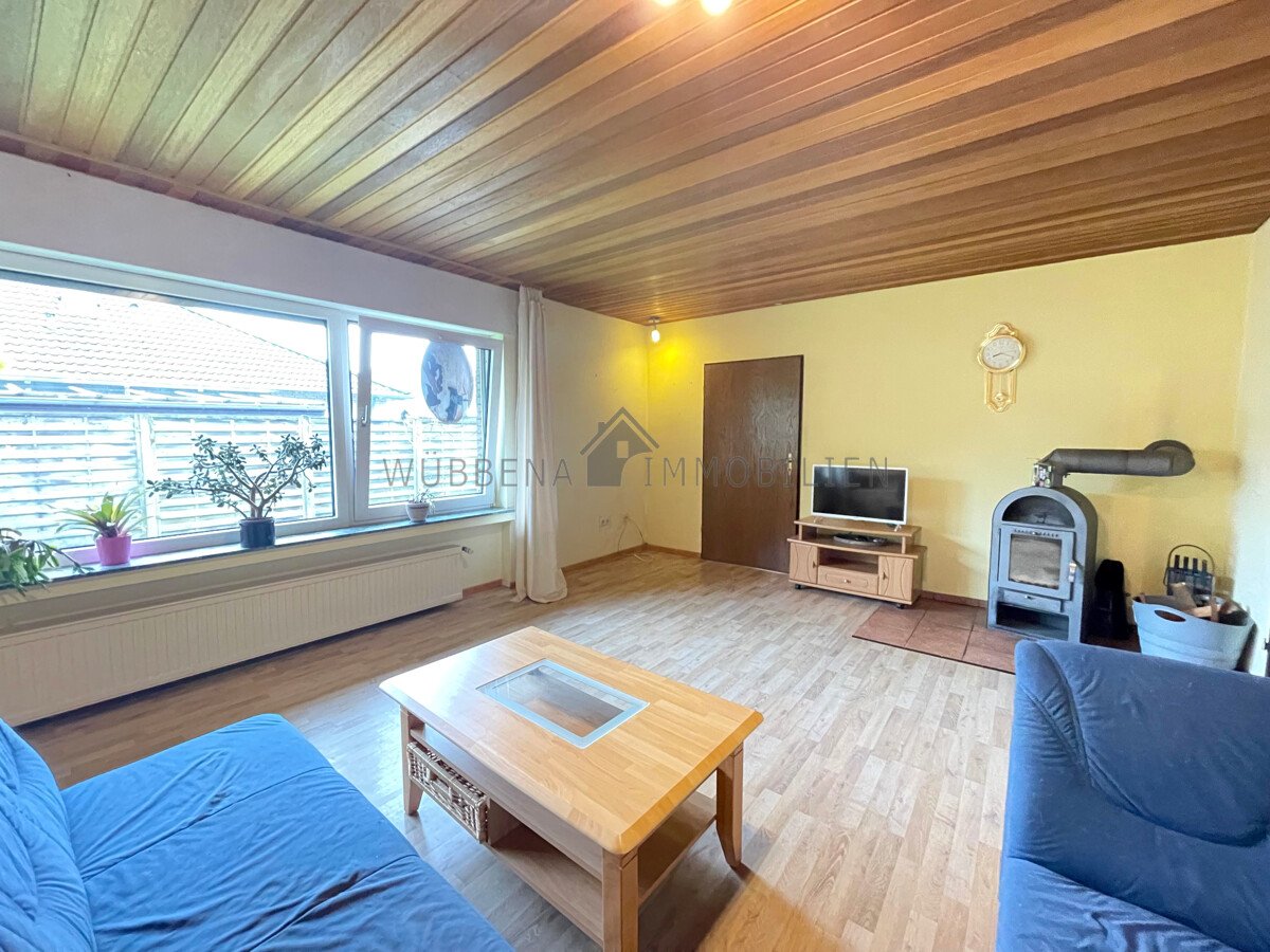 RESERVIERT! Ebenerdiges Wohnen in Emden-Widdelswehr – Bungalow mit Garten, Garage und Bootssteeg