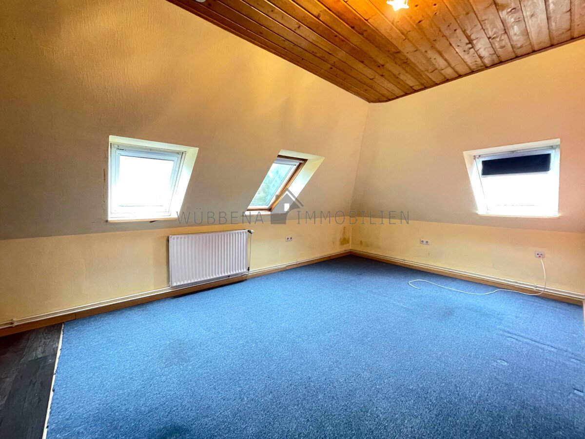 RESERVIERT! Ebenerdiges Wohnen in Emden-Widdelswehr – Bungalow mit Garten, Garage und Bootssteeg