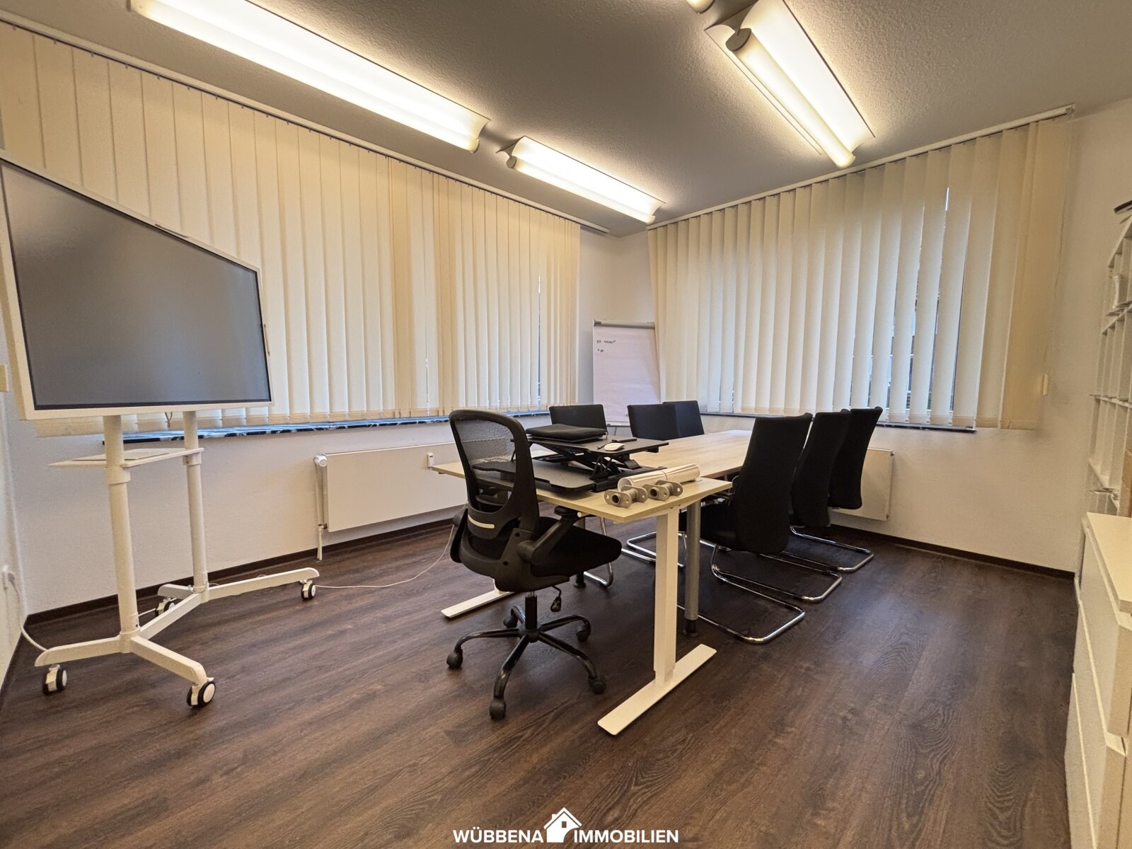 Großzügige Gewerbefläche in der Cirksenastraße zu vermieten!