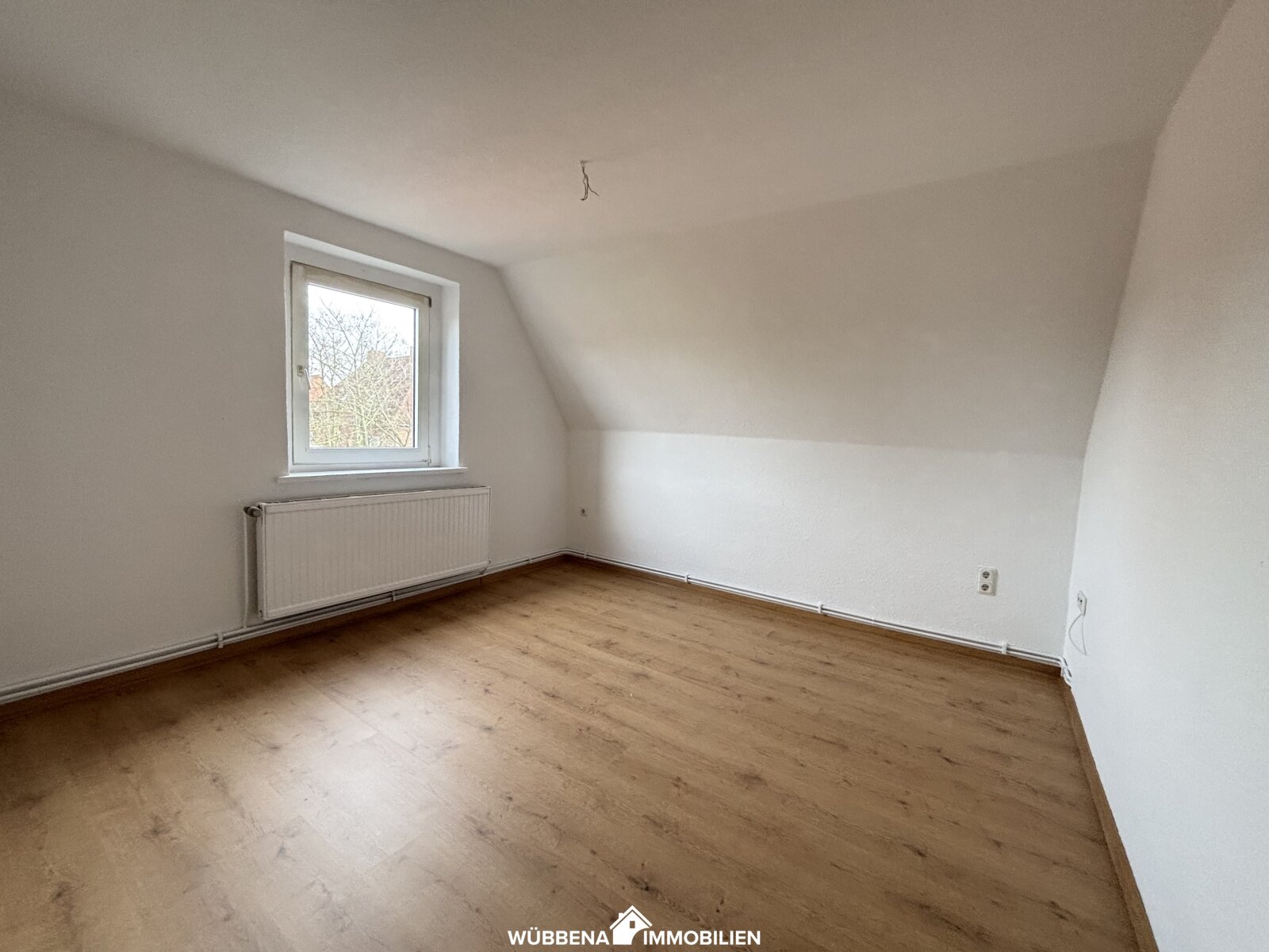 Schöne 3 Zimmer Wohnung mit Einbauküche in Transvaal zu vermieten!