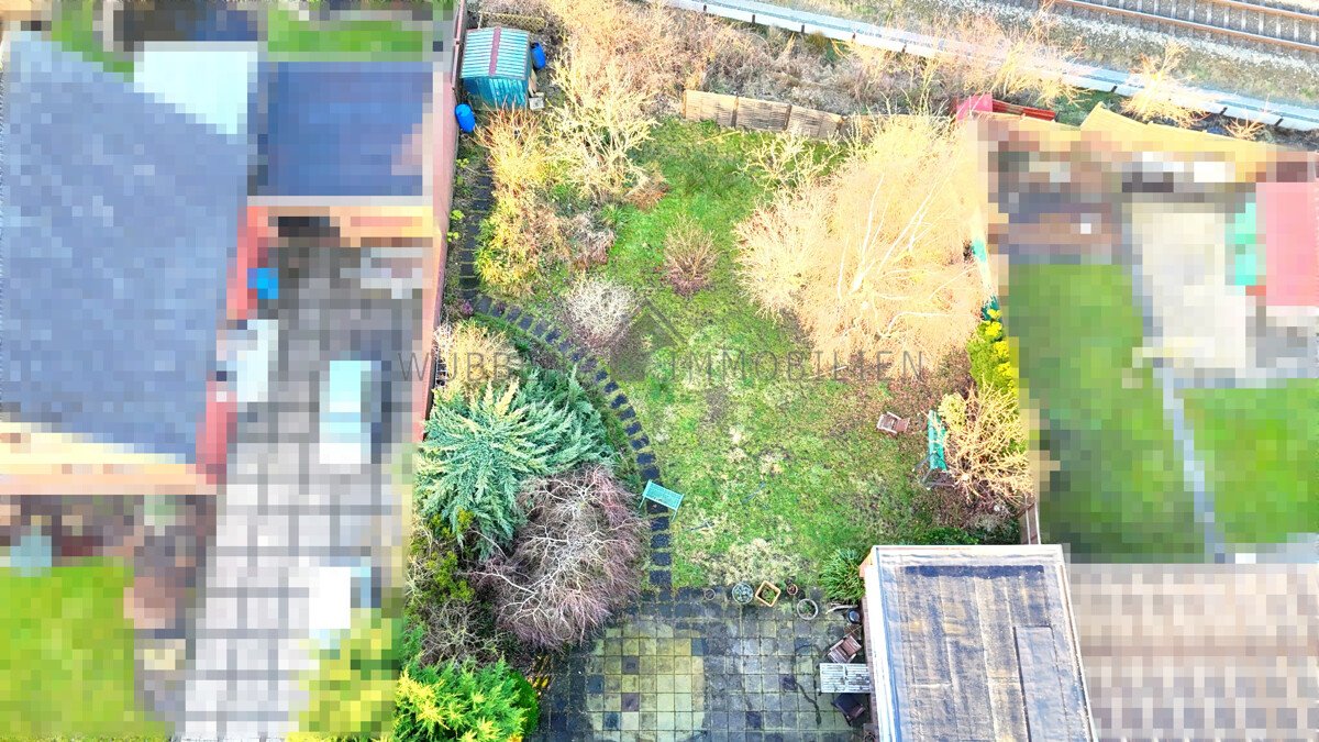 Kapitalanlage in Emden-Früchteburg: Modernisierter Bungalow mit neuer Heizungsanlage und Garten