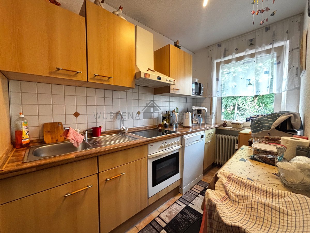 Zentrales Mehrfamilienhaus in Innenstadtlage mit fünf Wohnungen und Stellplätzen!