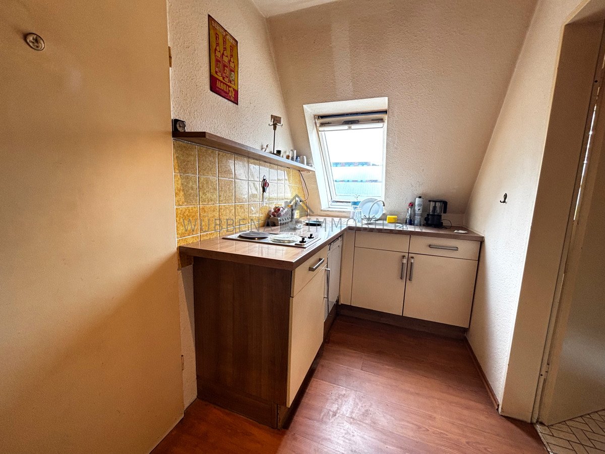 Zentrales Mehrfamilienhaus in Innenstadtlage mit fünf Wohnungen und Stellplätzen!