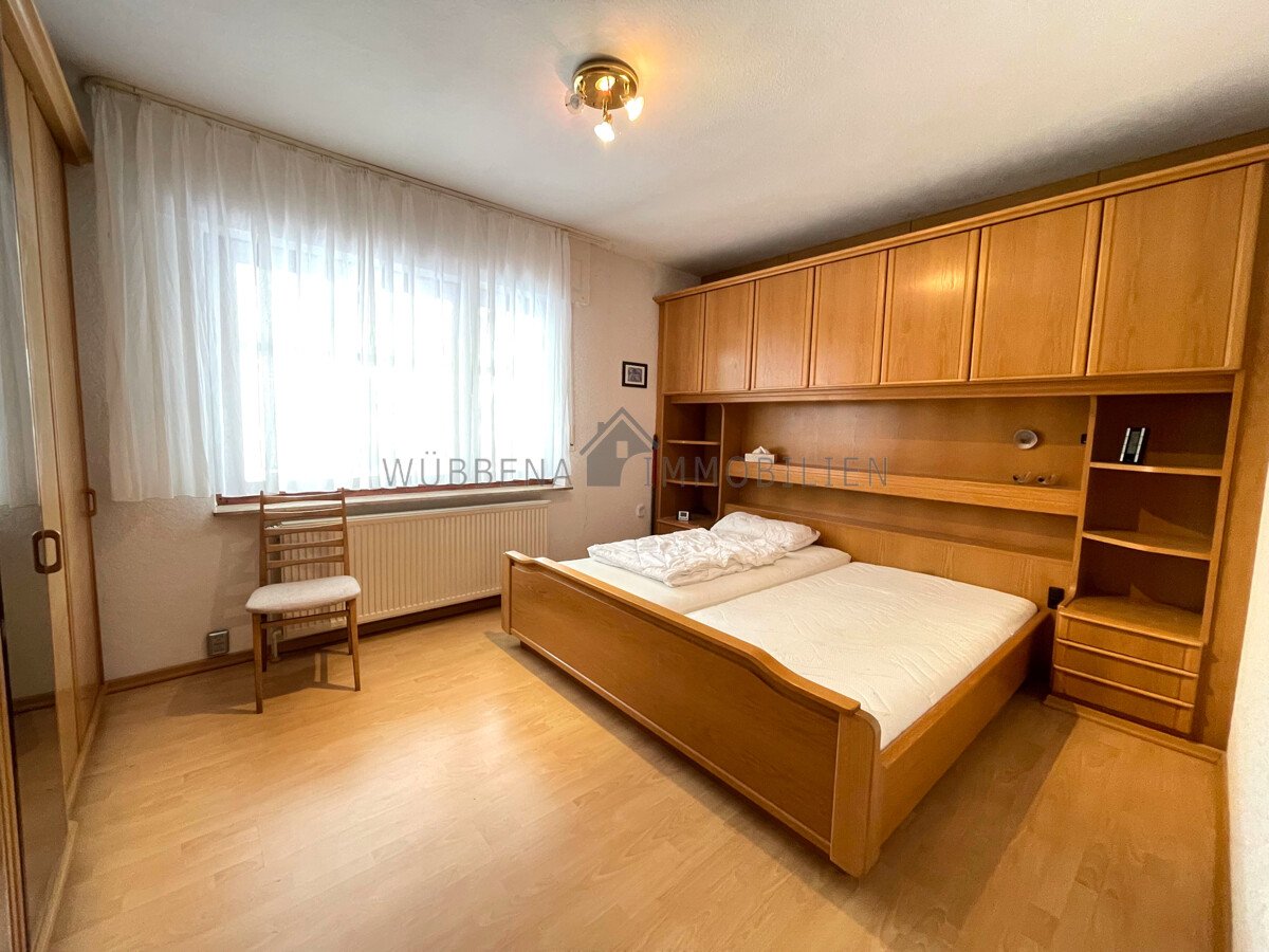 VERKAUFT! Ausgebauter Bungalow mit Wintergarten und Bootssteg in Kanallage von Osterhusen