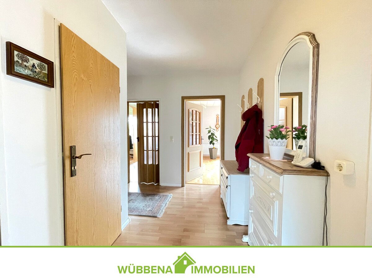 Suurhusen! Alles auf einer Ebene! Top gepflegter Bungalow mit Garage in ruhiger Siedlungslage