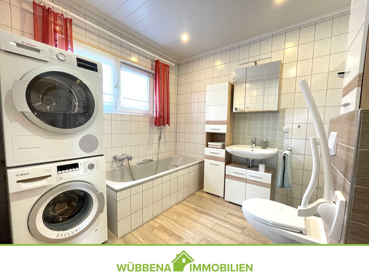 Suurhusen! Alles auf einer Ebene! Top gepflegter Bungalow mit Garage in ruhiger Siedlungslage