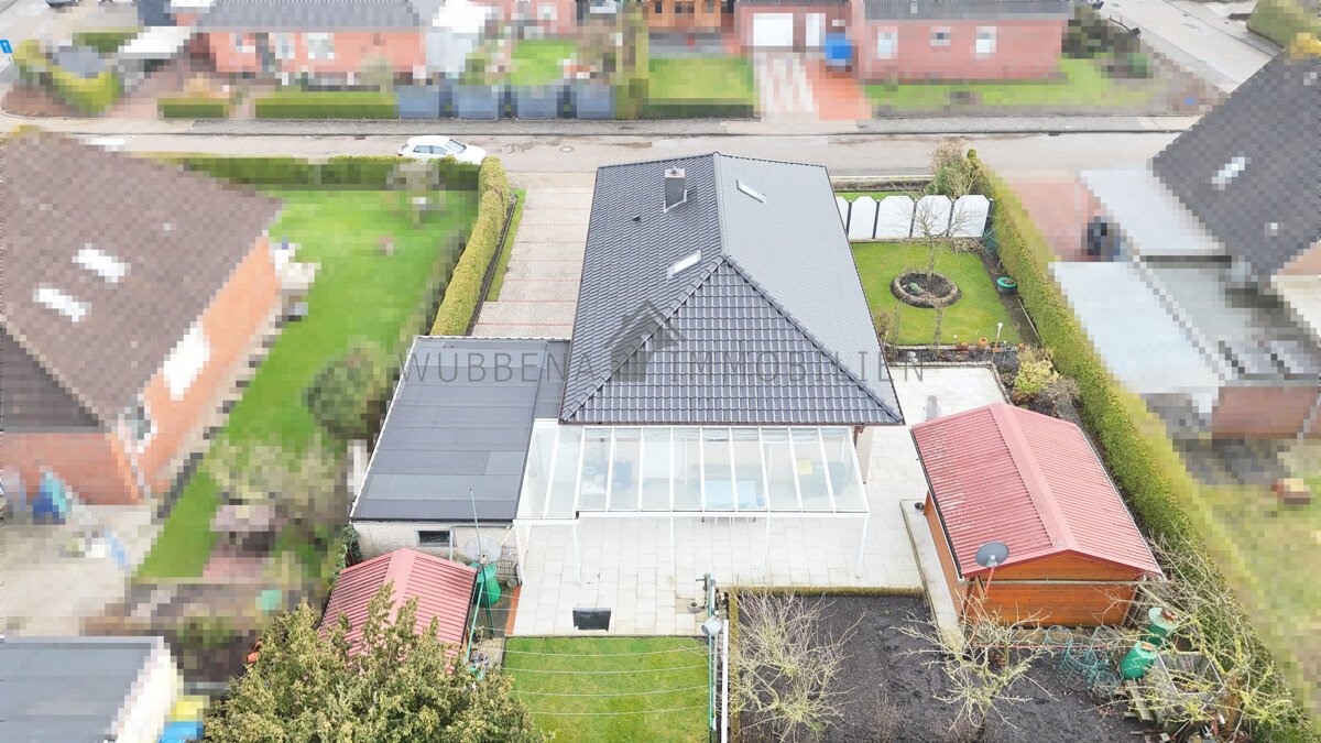 Hinte: Modernisierter 5-Zimmer-Bungalow mit Garage, überdachter Terrasse, Garten und Ausbaureserve