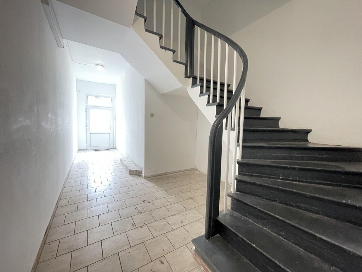 Wohn- und Geschäfthaus mit Gewerbefläche und großer Werkstatt in Innenstadtlage von Emden!