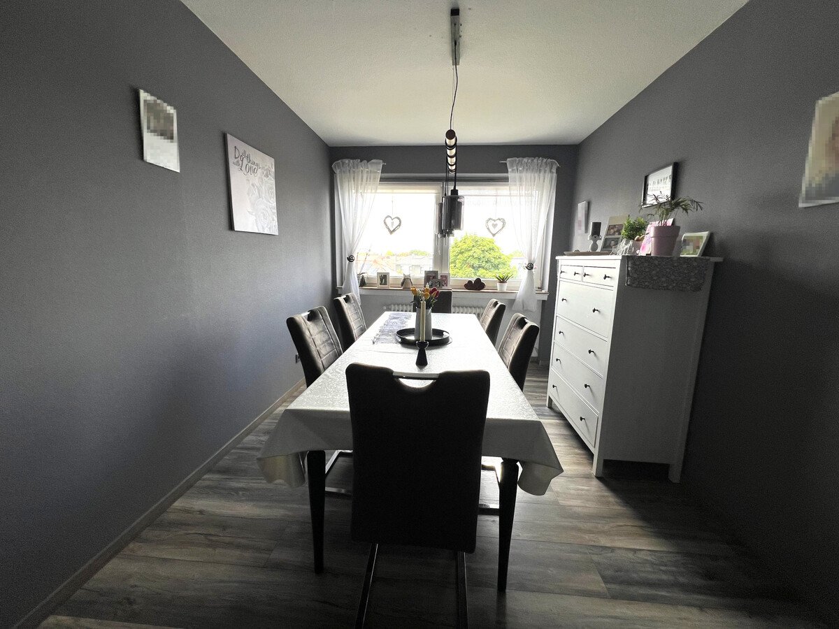Borsssum! Moderne 3 Zimmer Whg. mit EBk, Balkon, und Stellplatz in beliebter Lage zu verkaufen!