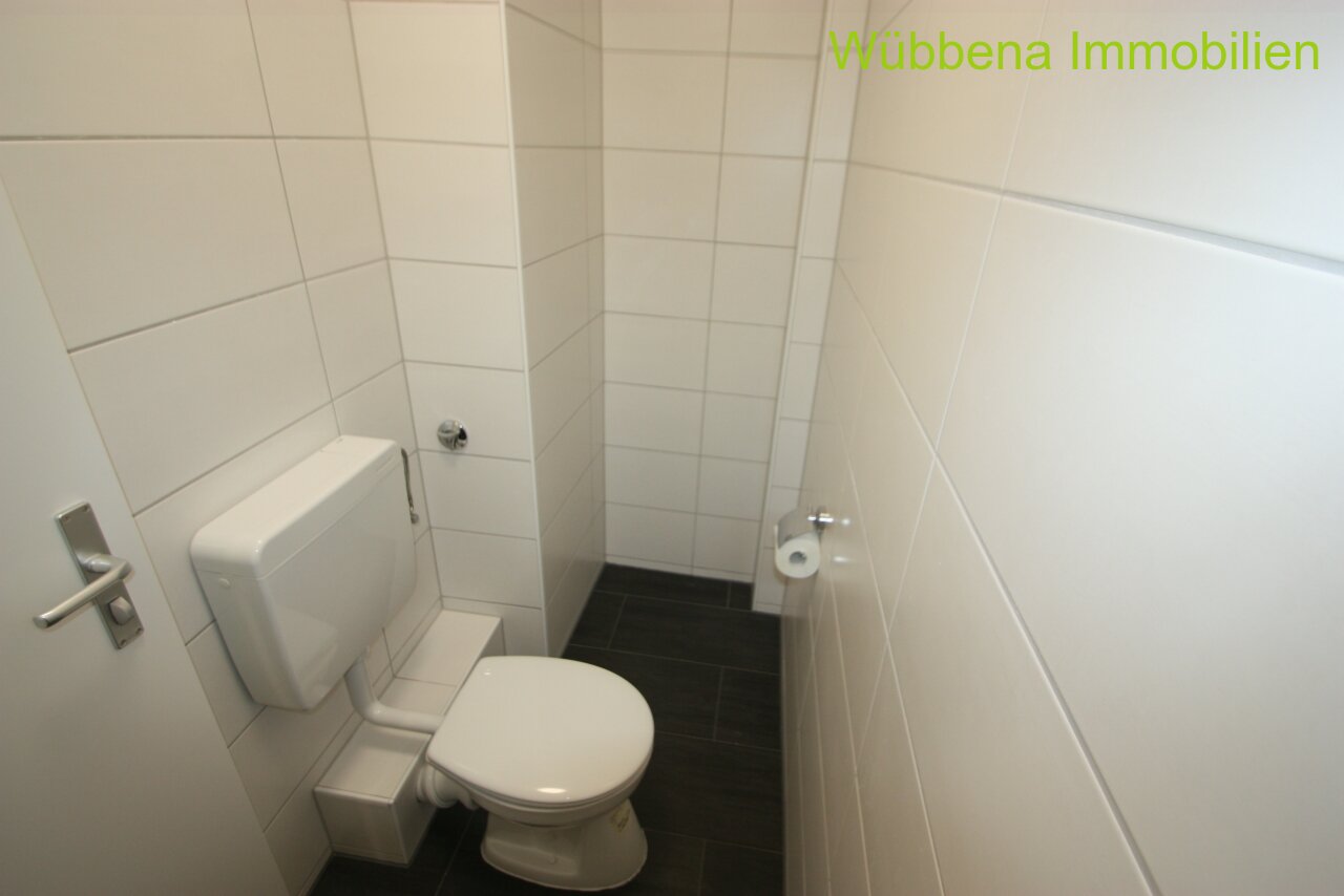WC WC