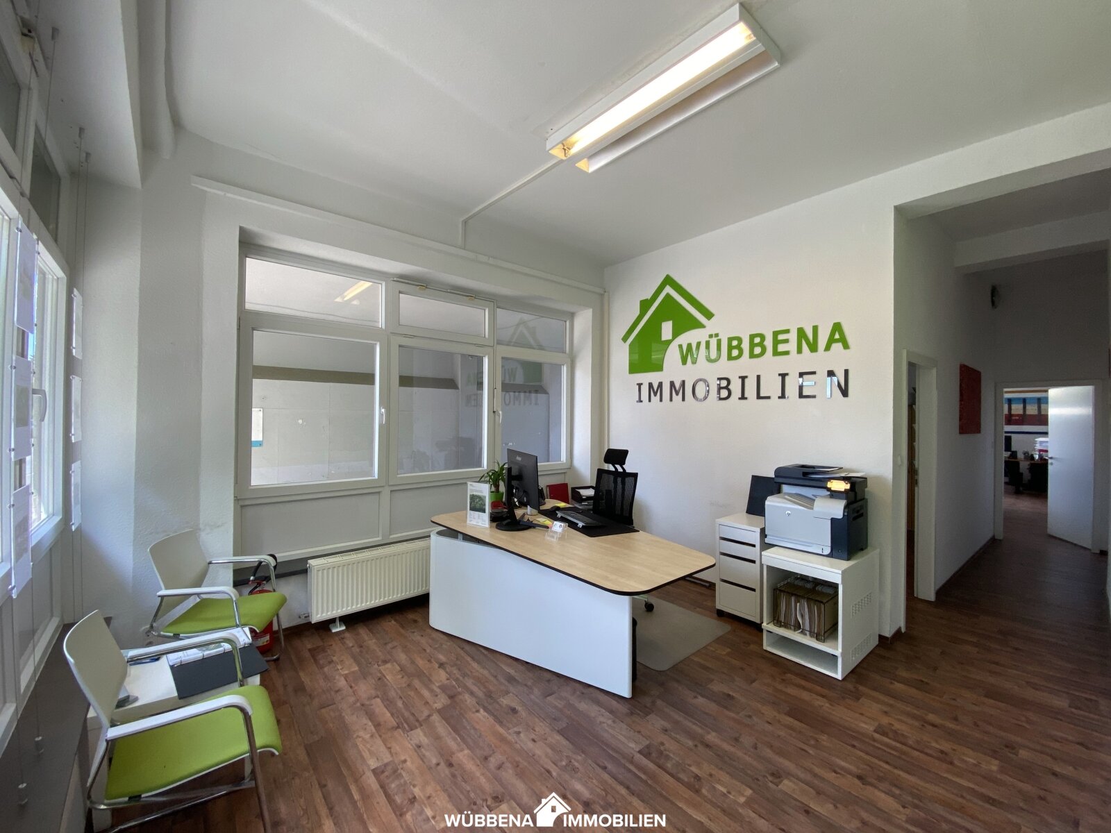 Emden: Bürofläche mit Parkplätzen im Stadtzentrum zu vermieten! Emden: Bürofläche mit Parkplätzen im Stadtzentrum zu vermieten!