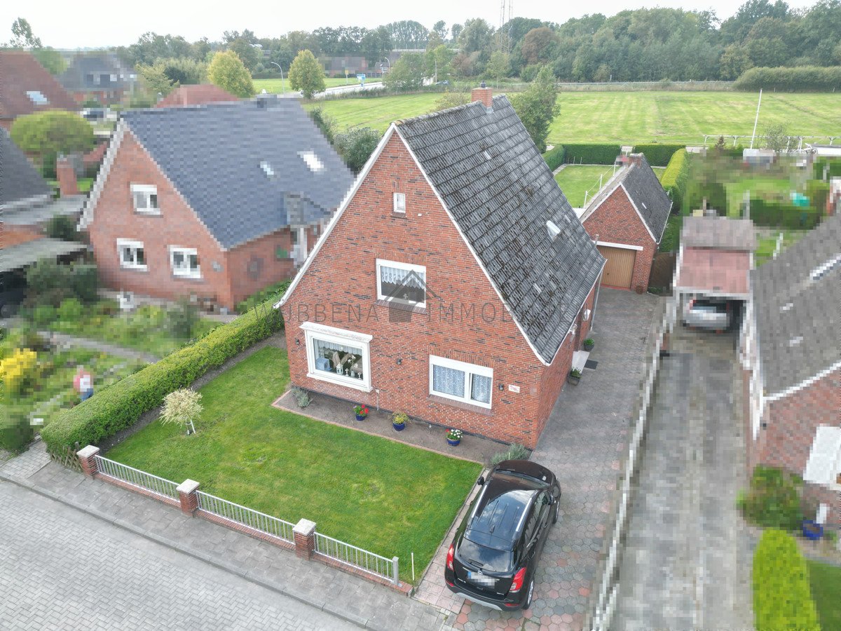 Emden / Uphusen: VERKAUFT! Uphusen! EFH mit Wintergarten, Garage und großem Garten in bevorzugter Wohnlage 