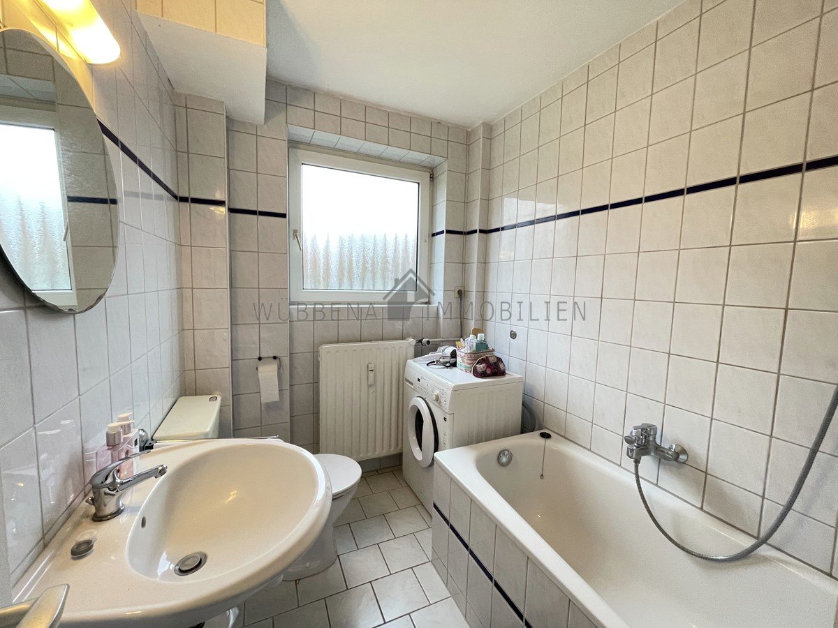 Tageslichtbad mit Badewanne