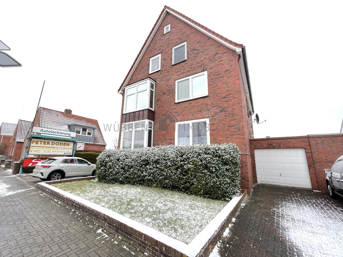 Emden: Voll vermietetes Mehrfamilienhaus mit 3 Wohneinheiten und einer Garage in zentrale Lage von Emden Emden: Voll vermietetes Mehrfamilienhaus mit 3 Wohneinheiten und einer Garage in zentrale Lage von Emden