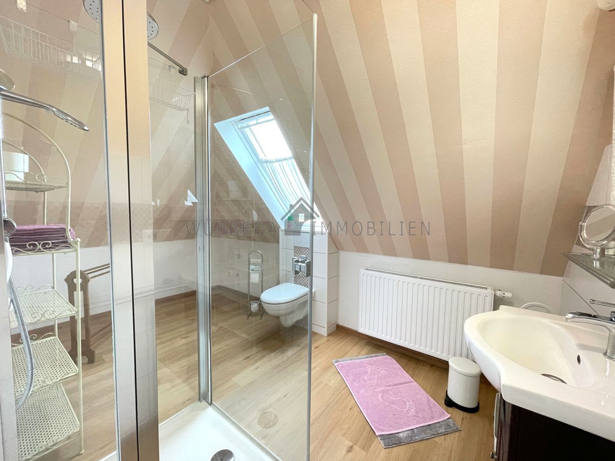 Badezimmer WHG. OG Badezimmer WHG. OG