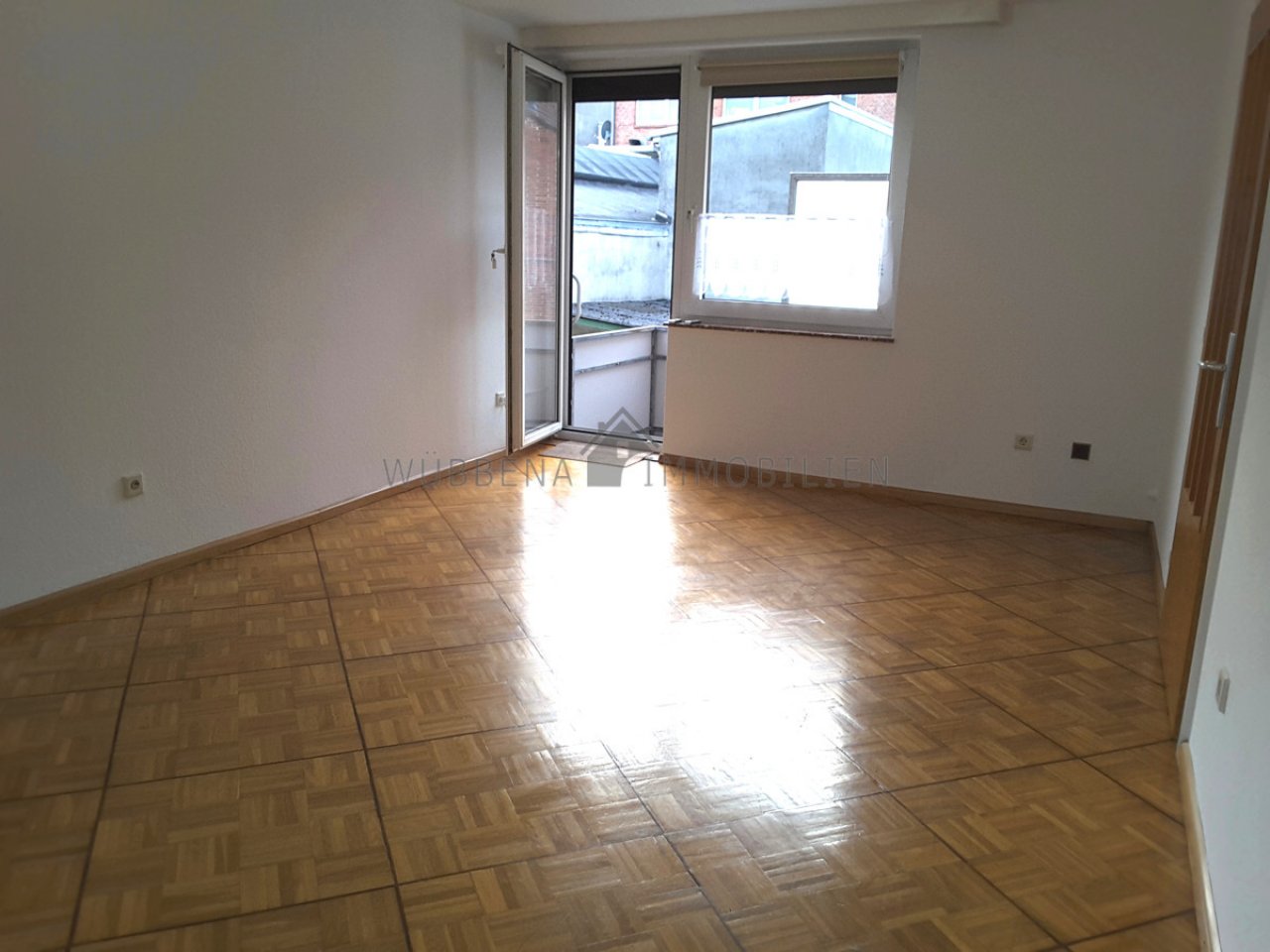 Whg. 1.OG. Schlafzimmer mit Balkon Whg. 1.OG. Schlafzimmer mit Balkon