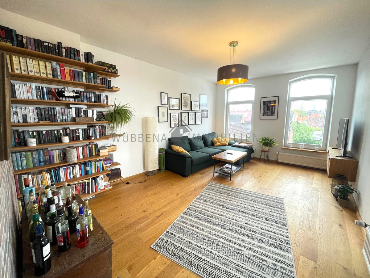 Wohnzimmer mit Blick über Klein-Faldern Wohnzimmer mit Blick über Klein-Faldern