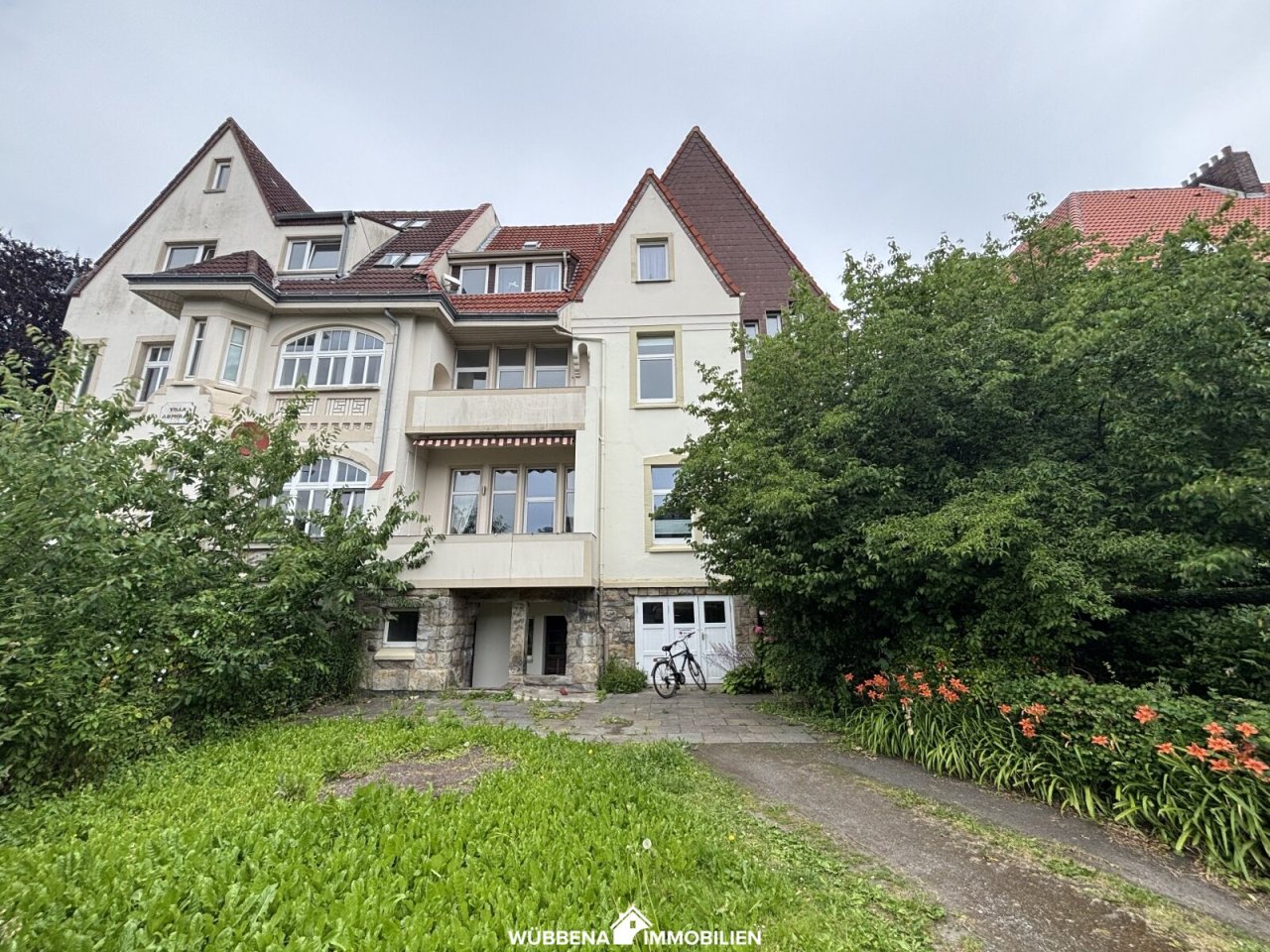 Außenaufnahme Außenaufnahme