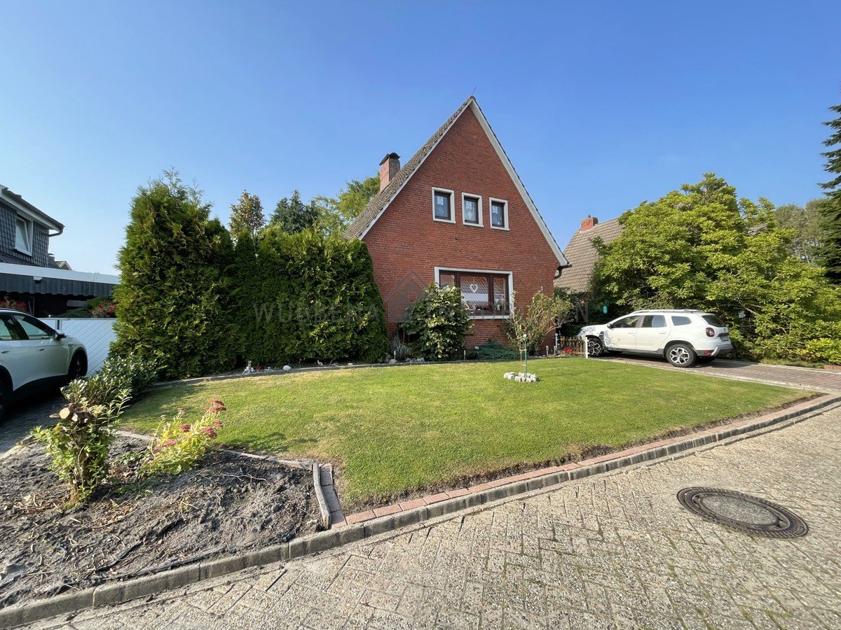 Emden / Borssum: Gepflegtes Einfamilienhaus mit Garage und großem Garten in beliebter Siedlungslage von Borssum Emden / Borssum: Gepflegtes Einfamilienhaus mit Garage und großem Garten in beliebter Siedlungslage von Borssum