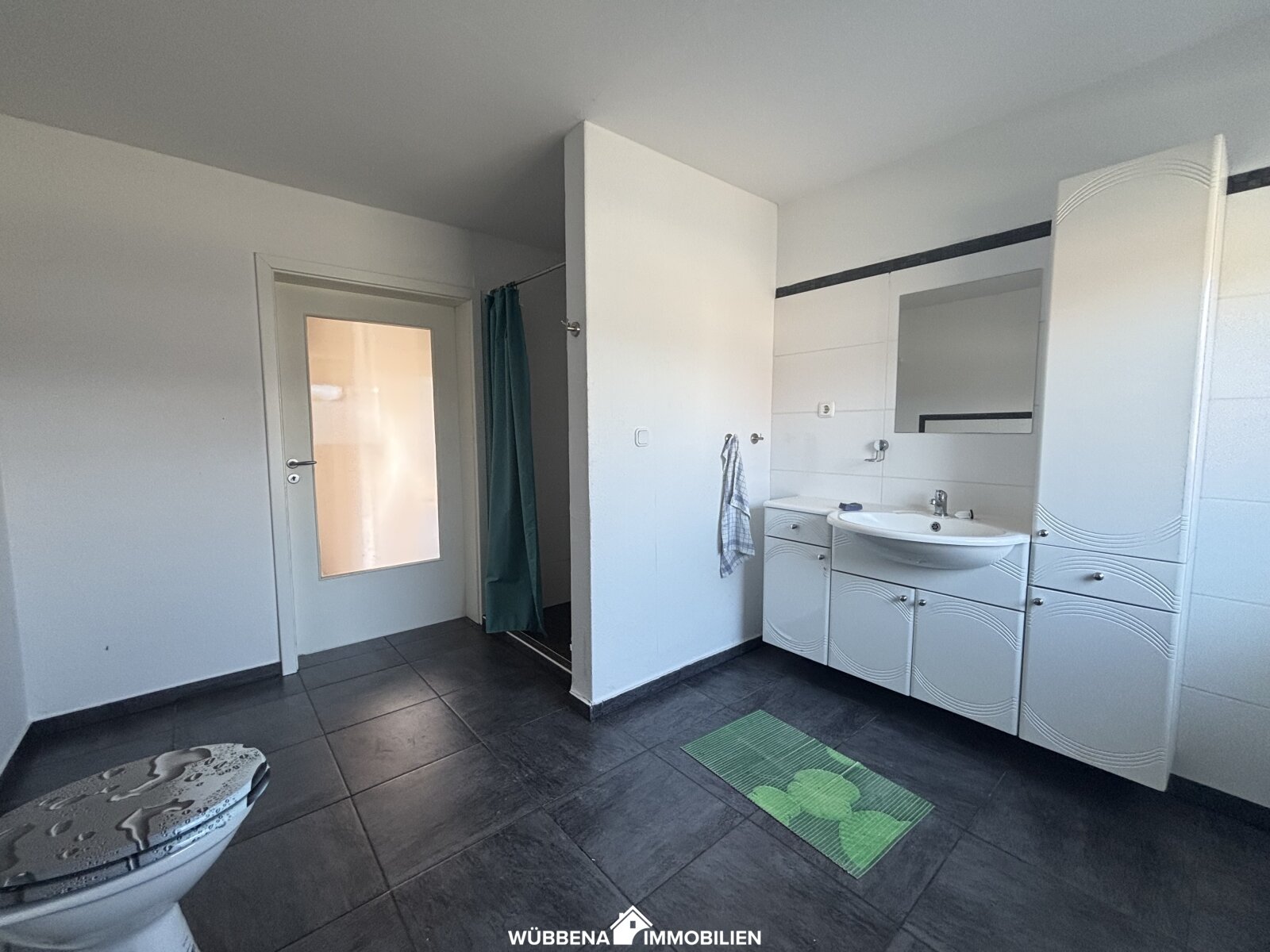 Badezimmer EG Badezimmer EG