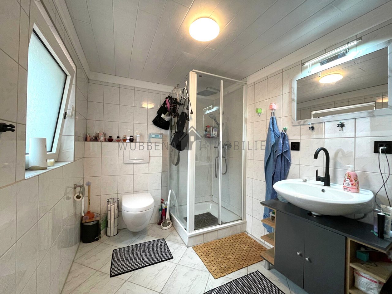 Tageslichtbad mit Dusche