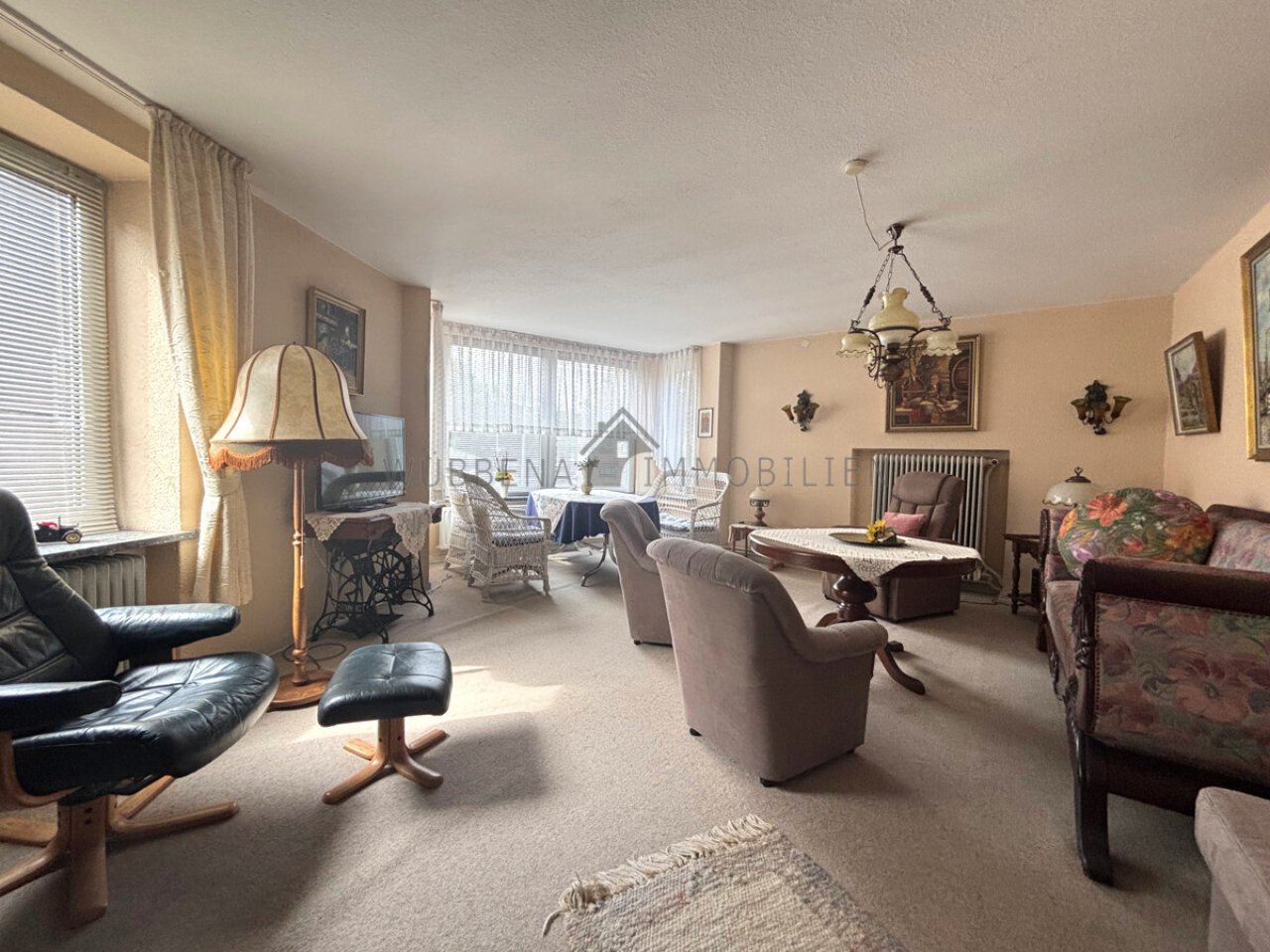 1. OG. links Wohnzimmer