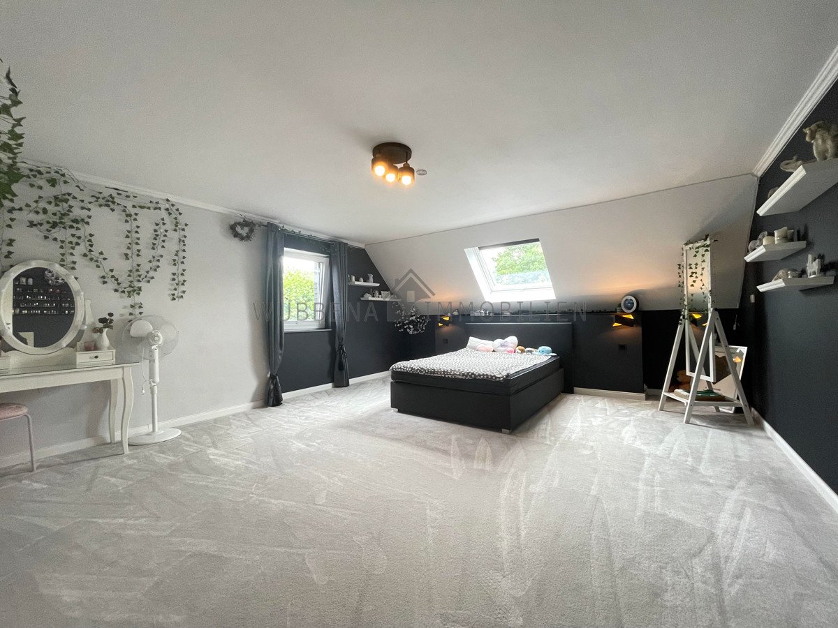 Kinder oder Elternschlafzimmer 2 OG