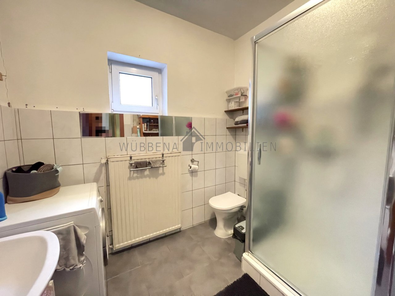 Badezimmer mit Dusche Badezimmer mit Dusche