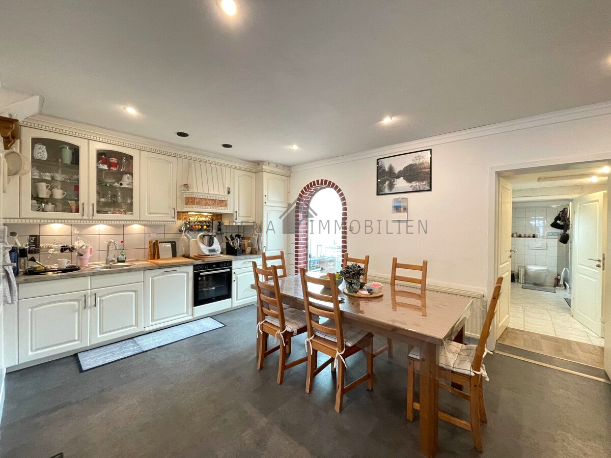 Emden / Kolonie Friesland: Reihenhaus in Friesland mit Wintergarten und Terrasse – perfekt für Paare und Familien Emden / Kolonie Friesland: Reihenhaus in Friesland mit Wintergarten und Terrasse – perfekt für Paare und Familien