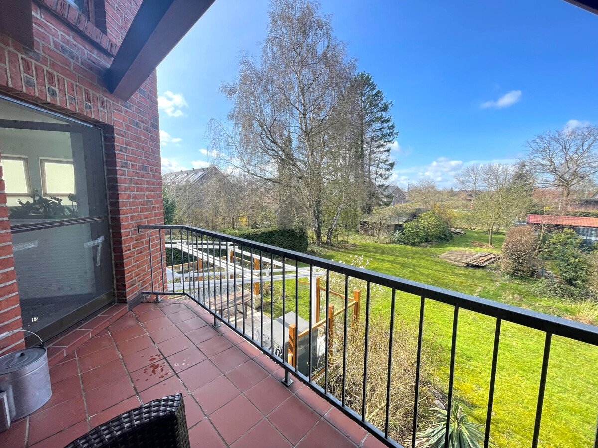 Balkon mit Ausrichtung zum Garten