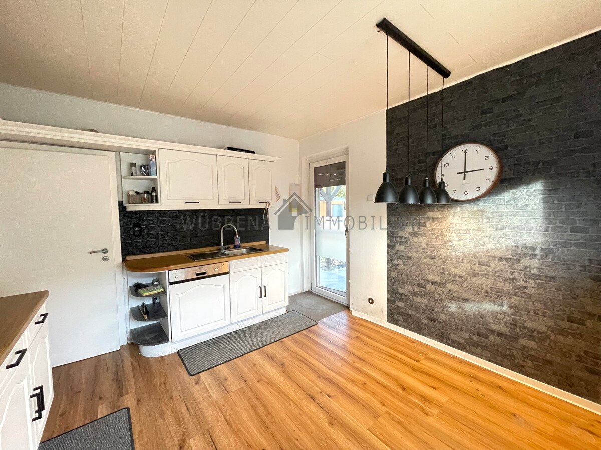 Küche mit Einbauküche Ansicht 2