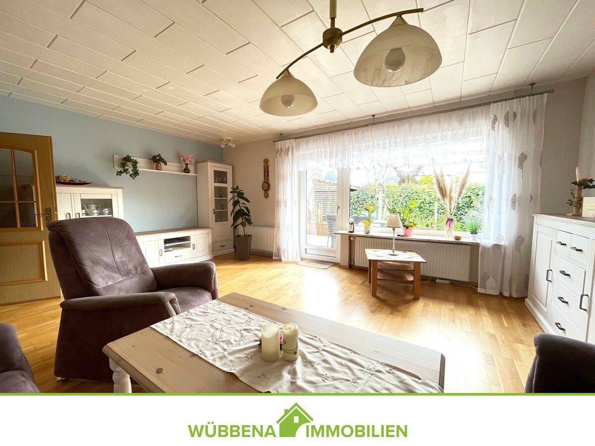 Wohnzimmer mit Zugang Terrasse Wohnzimmer mit Zugang Terrasse