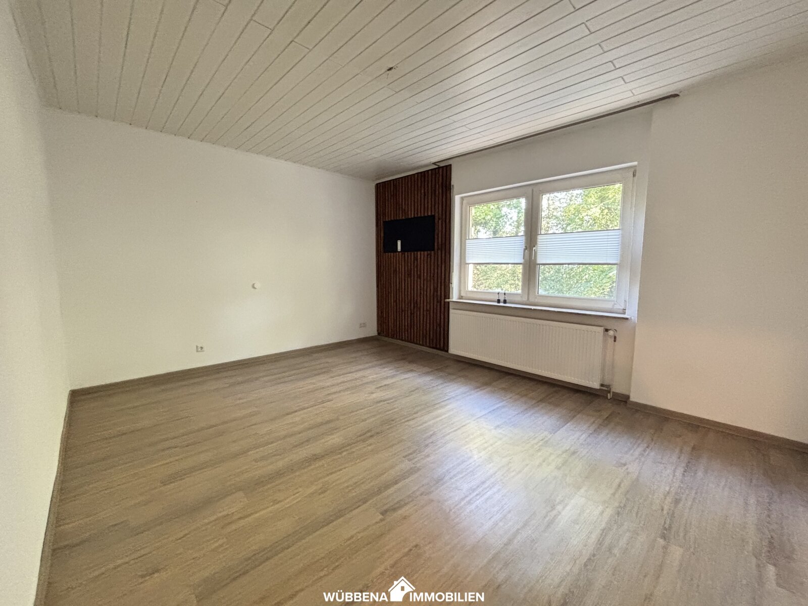 Emden: Zentrale - 3 Zimmer Wohnung mit Balkon und Einbauküche zu vermieten! Emden: Zentrale - 3 Zimmer Wohnung mit Balkon und Einbauküche zu vermieten!