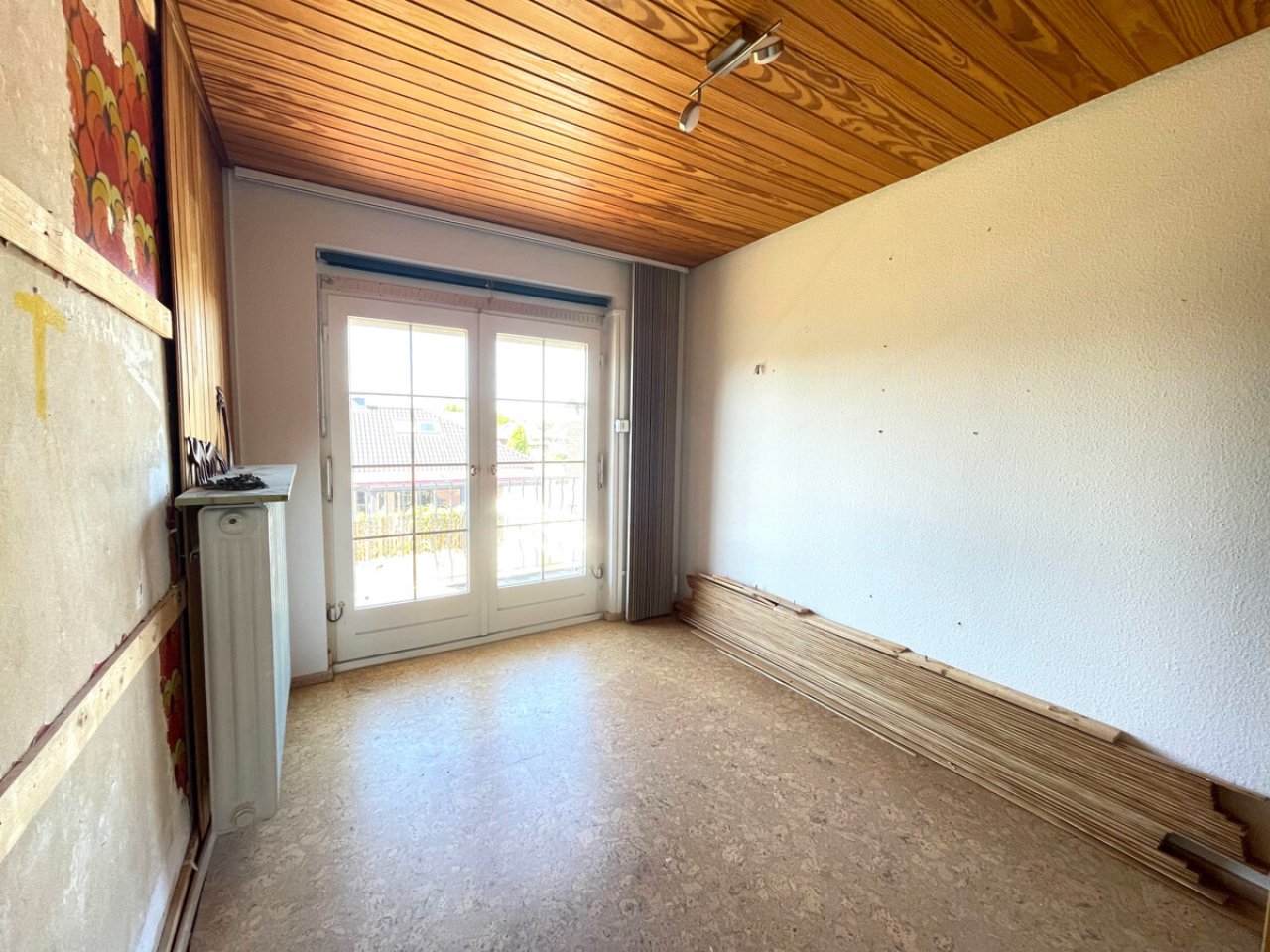 Kinderzimmer mit Zugang Balkon OG Kinderzimmer mit Zugang Balkon OG